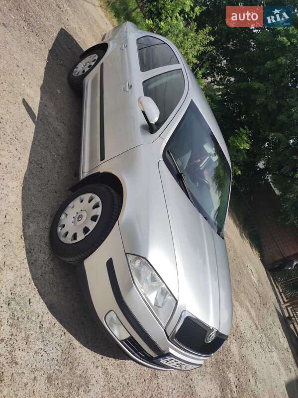 Лифтбек Skoda Octavia 2008 в Калуше фото 3 Лифтбек Skoda Octavia 2008 в Калуше