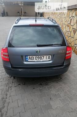 Универсал Skoda Octavia 2012 в Могилев-Подольске