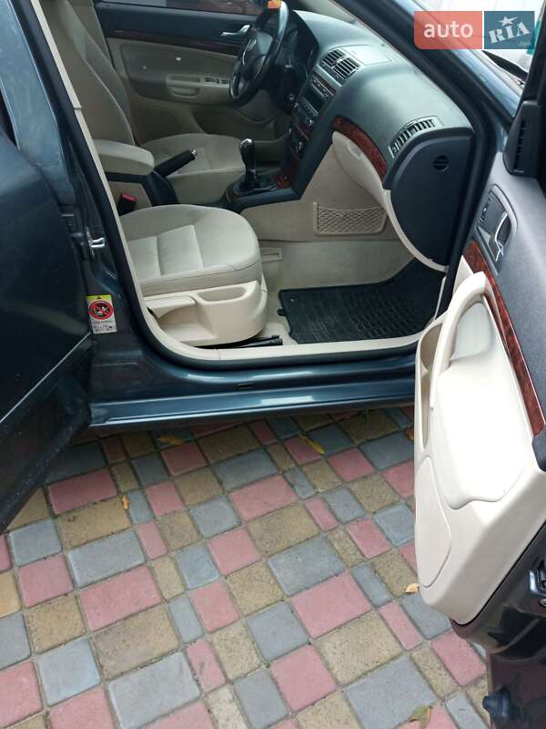 Лифтбек Skoda Octavia 2009 в Смеле фото 16 Лифтбек Skoda Octavia 2009 в Смеле