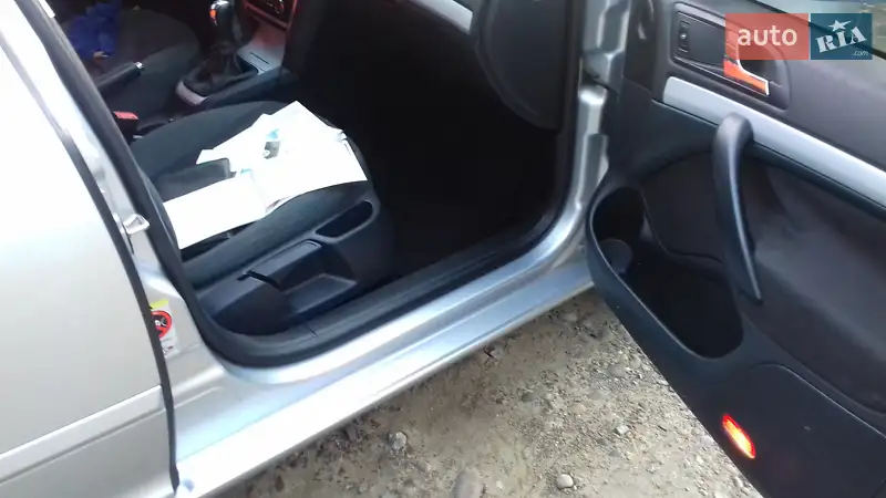 Skoda Octavia 2011 VIN TMBHT61Z8B2093920 фото оголошення 16 з 73