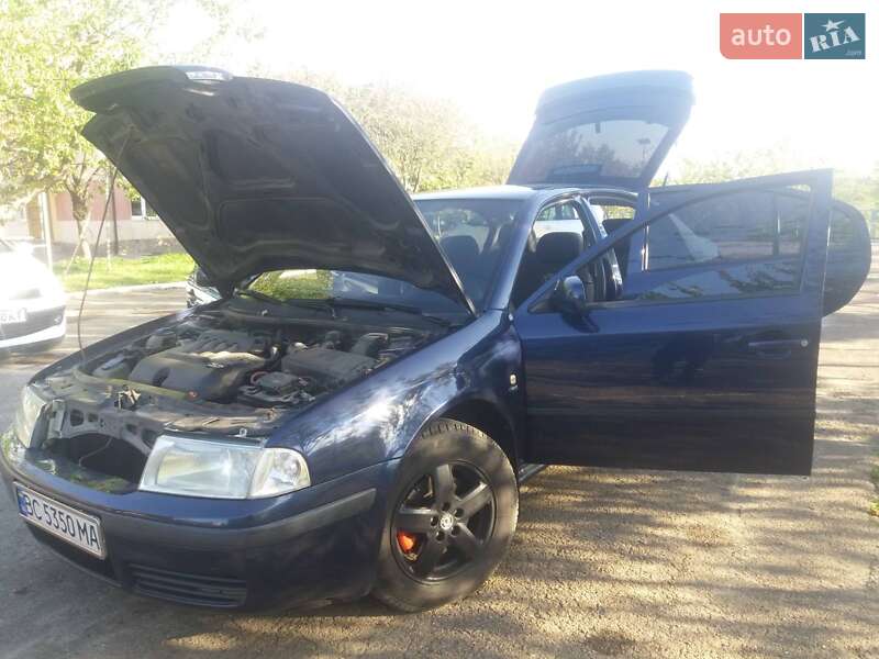 Ліфтбек Skoda Octavia 2001 в Львові