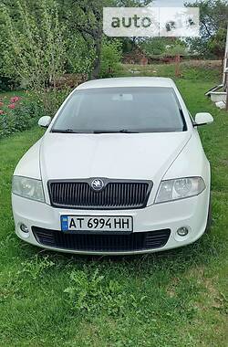 Лифтбек Skoda Octavia 2006 в Яремче