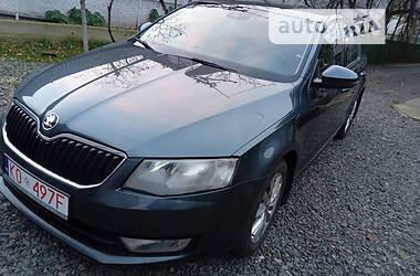 Ліфтбек Skoda Octavia 2015 в Ужгороді