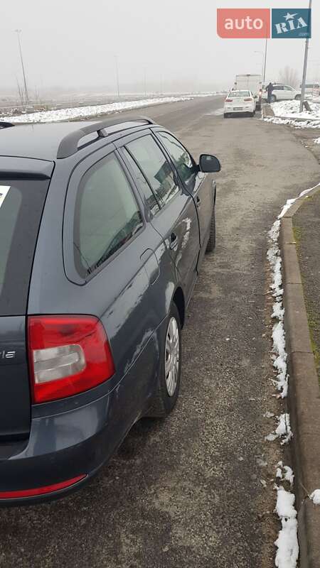 Универсал Skoda Octavia 2010 в Львове
