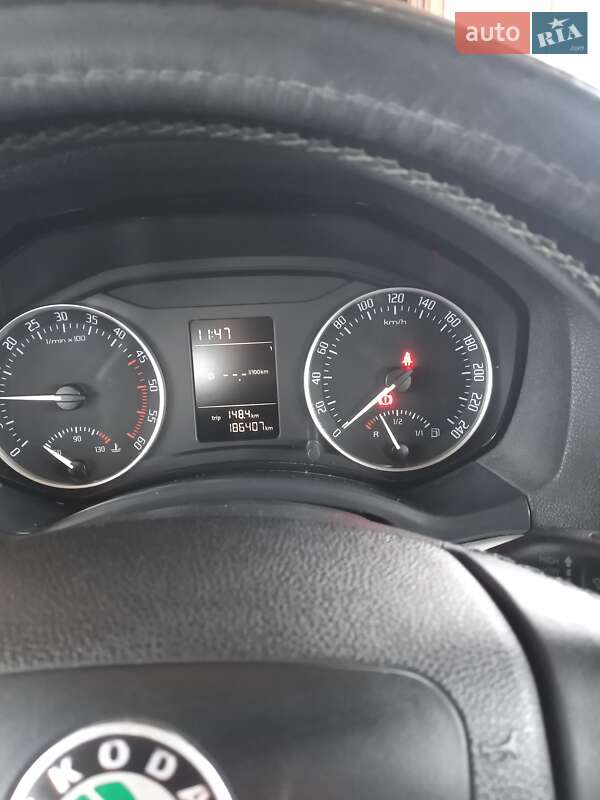 Универсал Skoda Octavia 2010 в Житомире фото 4 Универсал Skoda Octavia 2010 в Житомире