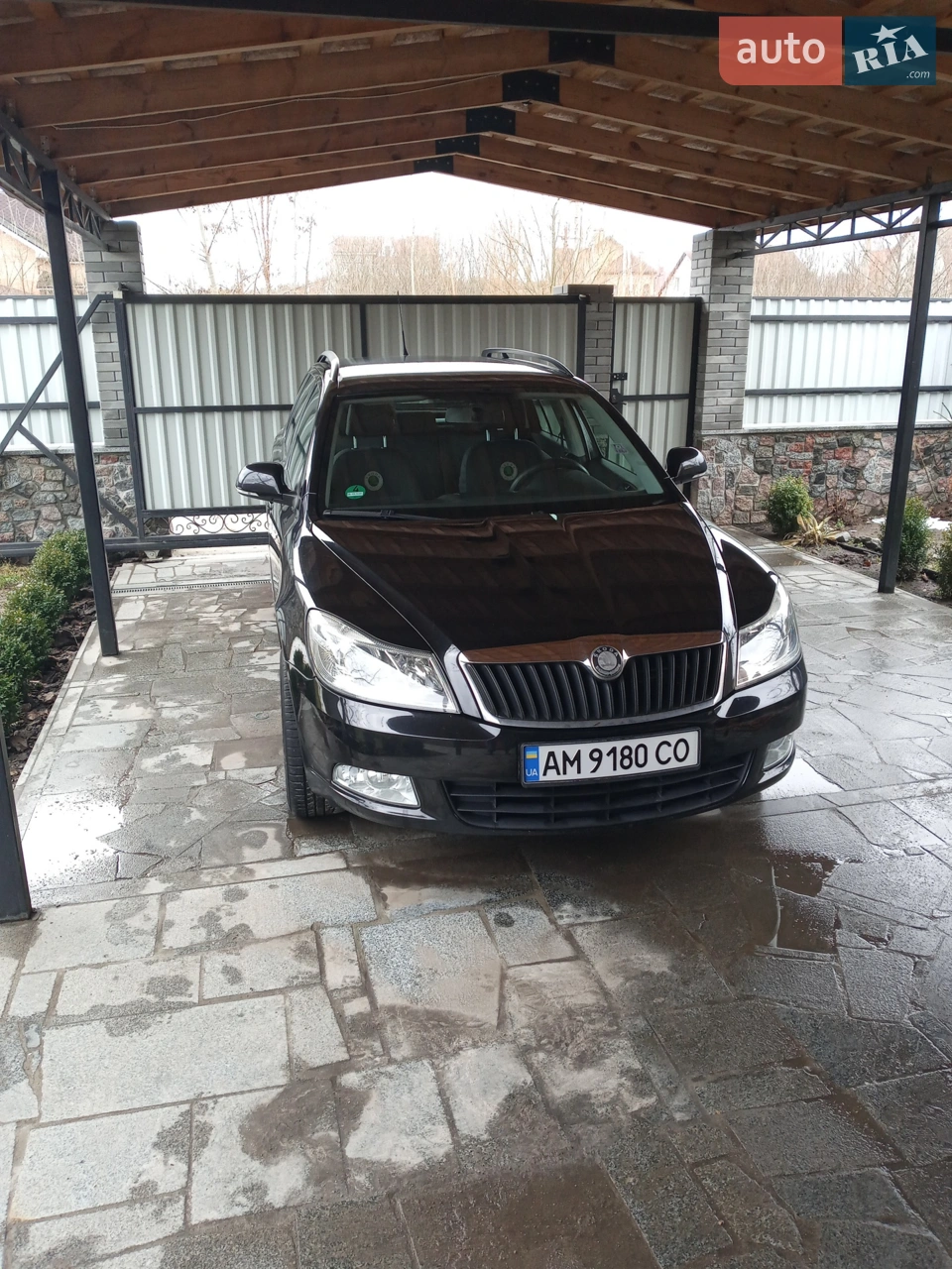 2010 Skoda Octavia - мініатюра 20