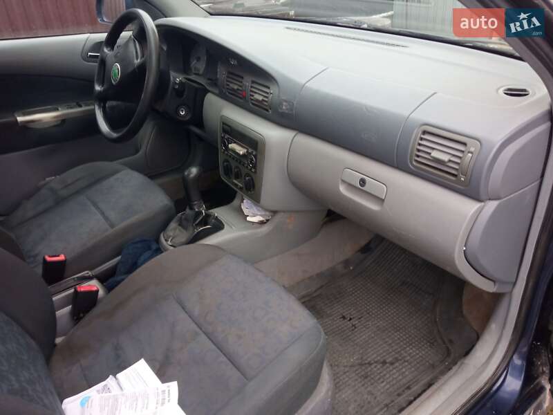 Лифтбек Skoda Octavia 1998 в Городке