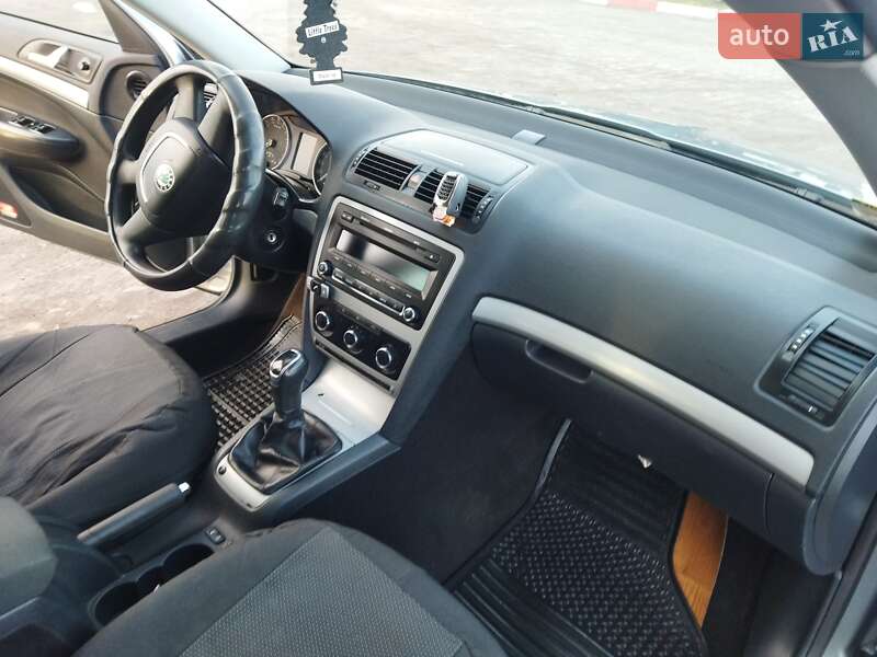 Универсал Skoda Octavia 2013 в Сокале