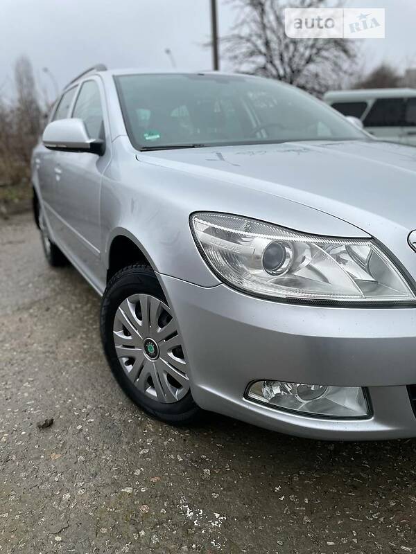 Универсал Skoda Octavia 2012 в Южноукраинске