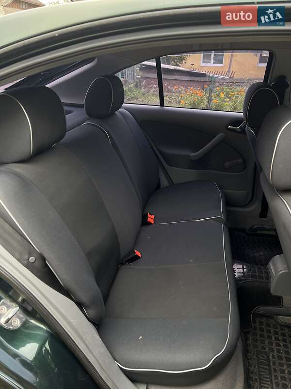 Ліфтбек Skoda Octavia 2002 в Вінниці