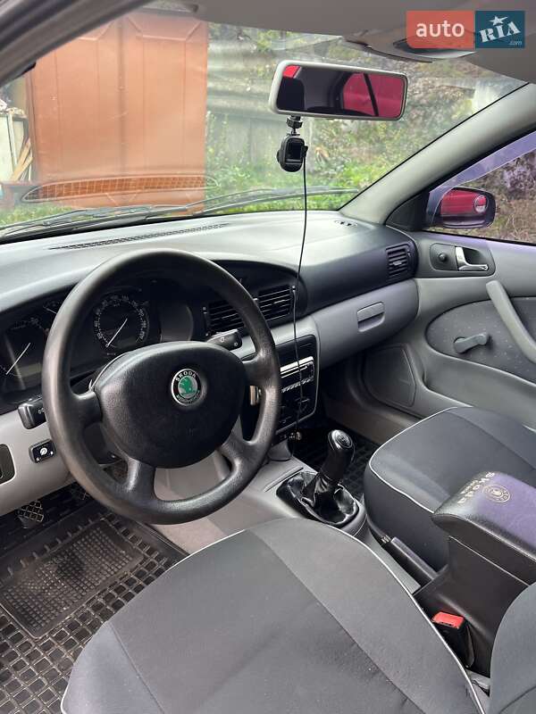 Ліфтбек Skoda Octavia 2002 в Вінниці