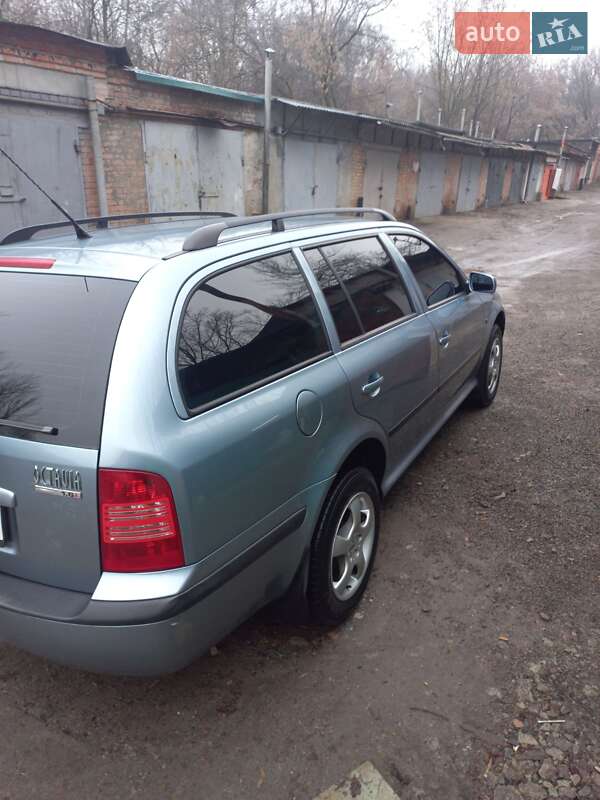 Универсал Skoda Octavia 2003 в Полтаве