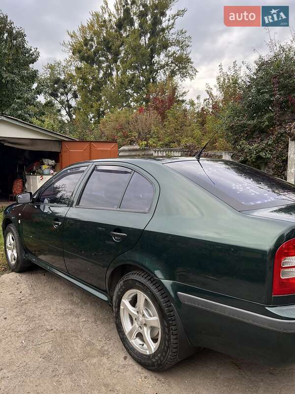 Ліфтбек Skoda Octavia 2002 в Вінниці