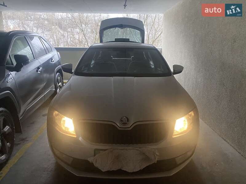 Лифтбек Skoda Octavia 2014 в 