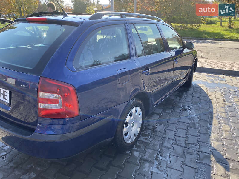 Універсал Skoda Octavia 2006 в Луцьку