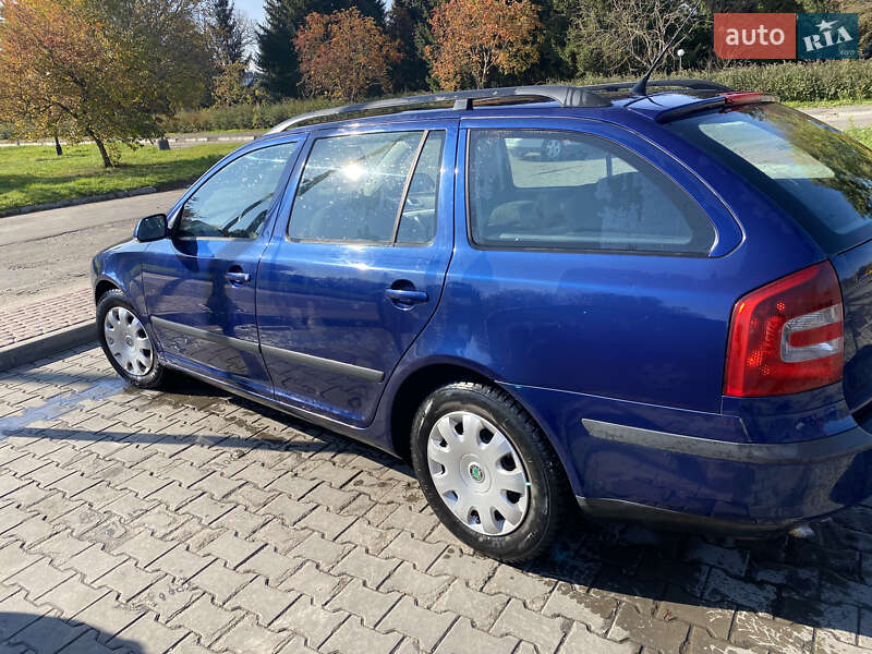 Універсал Skoda Octavia 2006 в Луцьку
