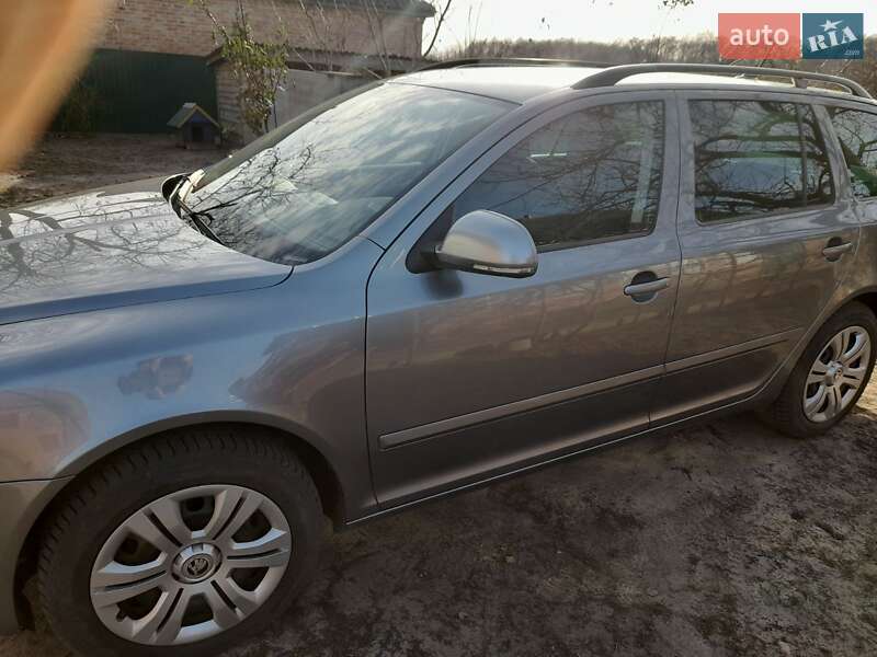 Універсал Skoda Octavia 2013 в Миргороді