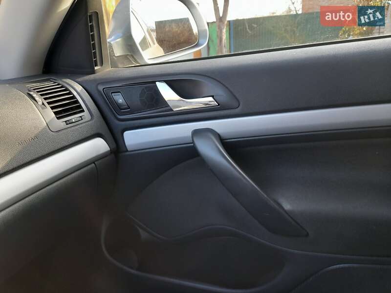 Універсал Skoda Octavia 2013 в Миргороді