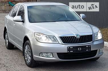 Ліфтбек Skoda Octavia 2012 в Дніпрі