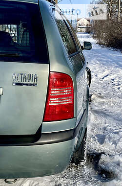 Универсал Skoda Octavia 2001 в Фастове