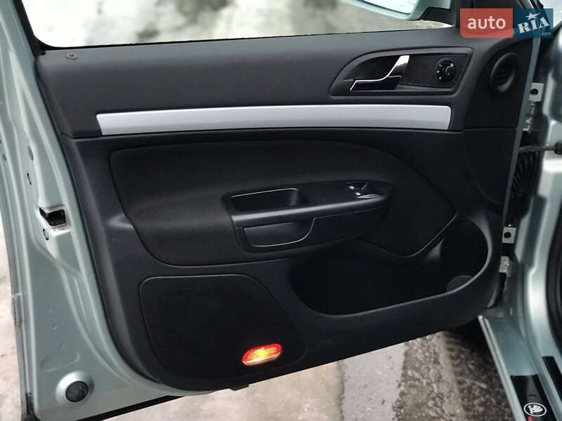 Универсал Skoda Octavia 2008 в Лубнах