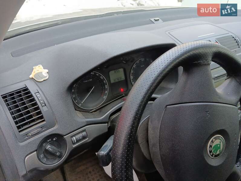 Лифтбек Skoda Octavia 2007 в Киеве фото 24 Лифтбек Skoda Octavia 2007 в Киеве