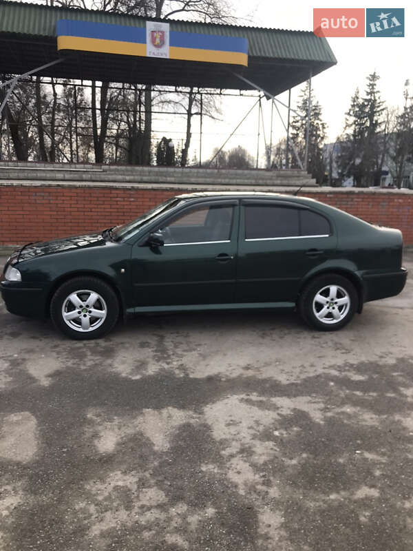Ліфтбек Skoda Octavia 2002 в Гадячі