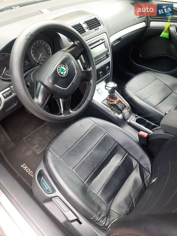 Ліфтбек Skoda Octavia 2012 в Черкасах