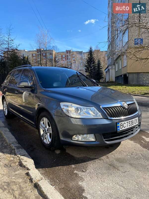 Универсал Skoda Octavia 2010 в Львове