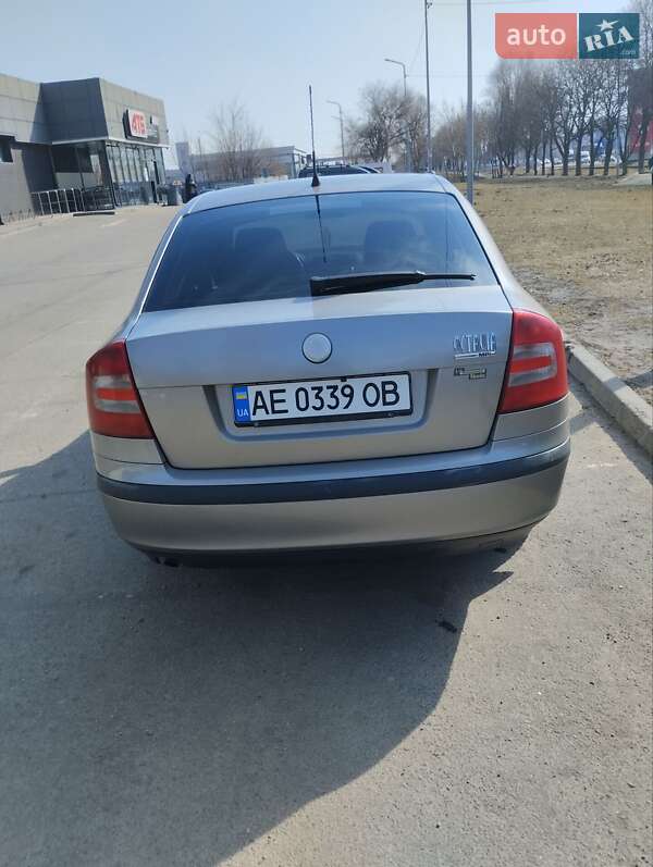 Ліфтбек Skoda Octavia 2007 в Дніпрі