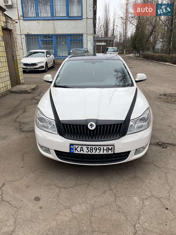 Лифтбек Skoda Octavia 2011 в 