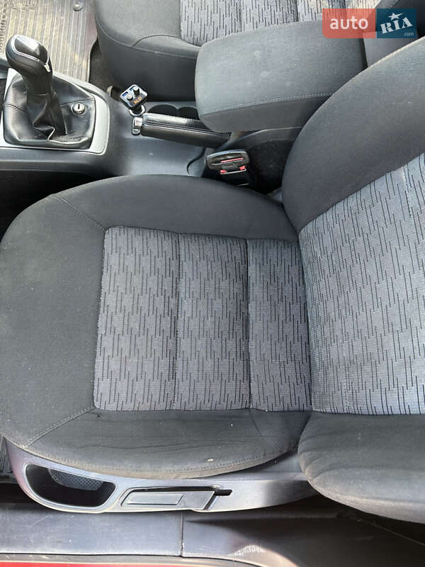 Універсал Skoda Octavia 2013 в Долині