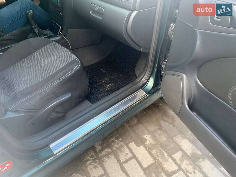 Ліфтбек Skoda Octavia 2003 в Тернополі