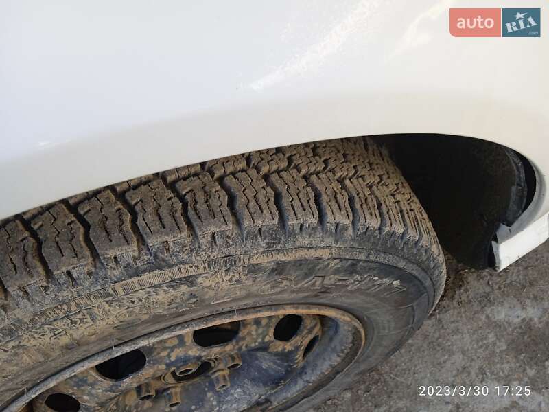 Лифтбек Skoda Octavia 2003 в Путиле