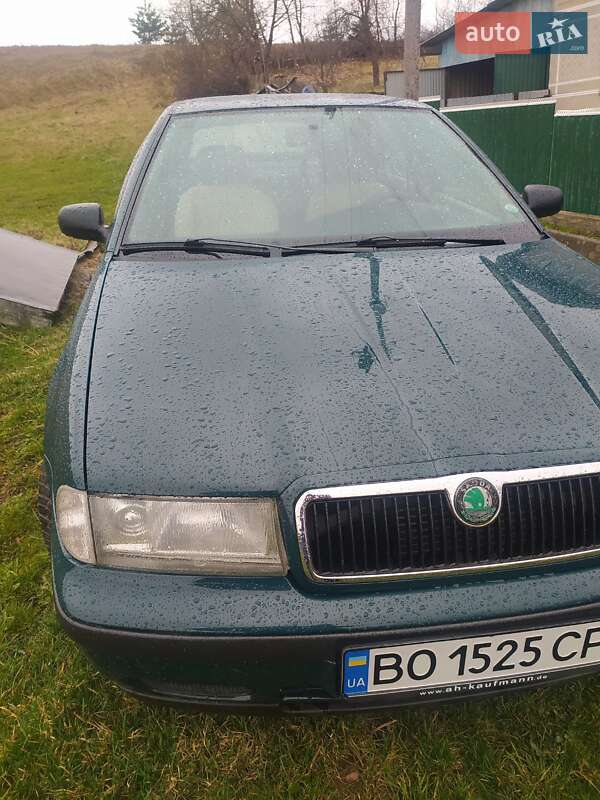 Лифтбек Skoda Octavia 1999 в Бучаче