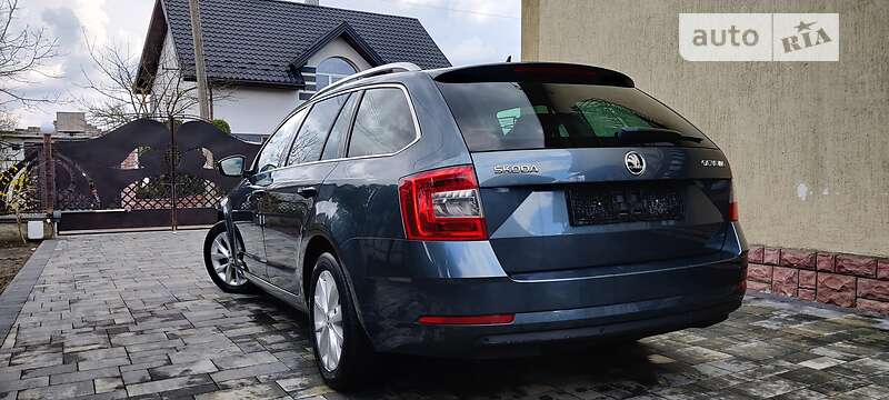 Універсал Skoda Octavia 2017 в Новояворівську
