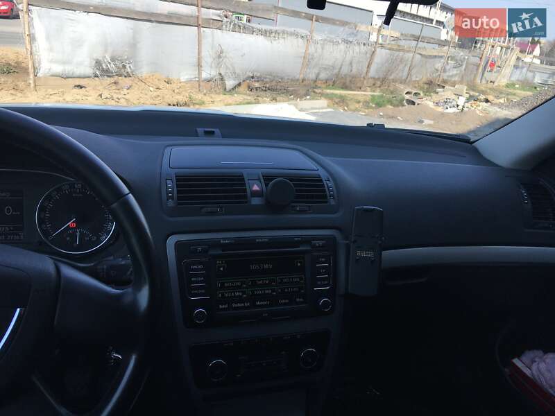Ліфтбек Skoda Octavia 2010 в Перечині