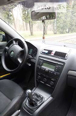 Лифтбек Skoda Octavia 2008 в Сквире