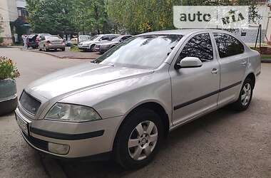 Ліфтбек Skoda Octavia 2006 в Чернівцях