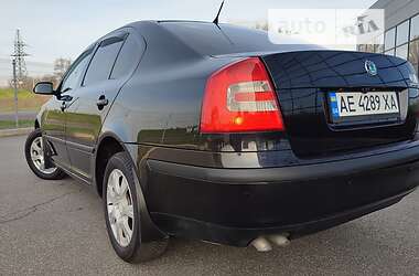 Лифтбек Skoda Octavia 2006 в Днепре