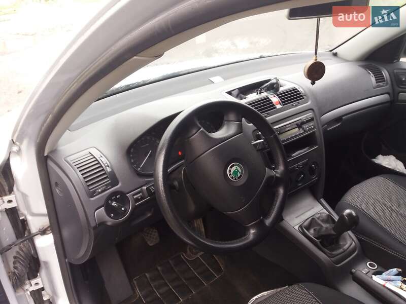 Ліфтбек Skoda Octavia 2008 в Запоріжжі