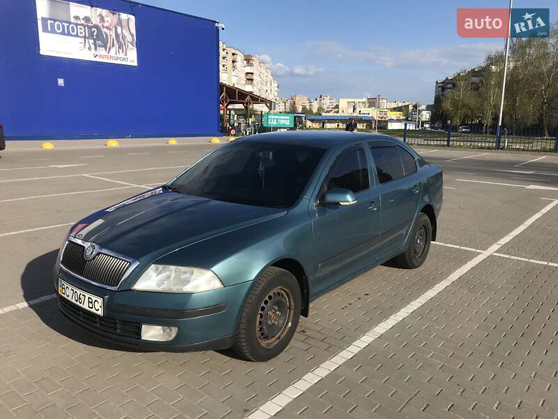 Лифтбек Skoda Octavia 2005 в Сокале