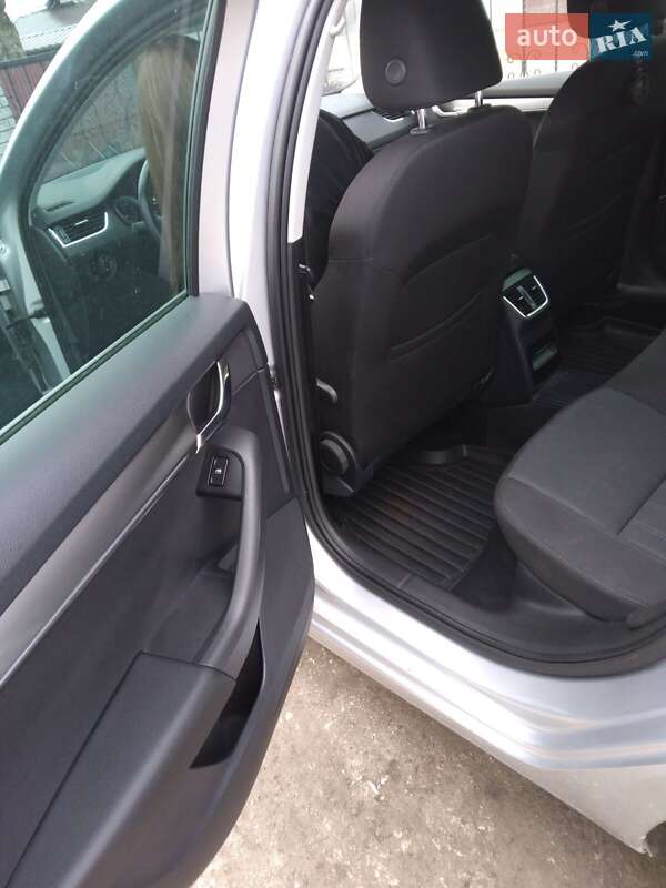 Універсал Skoda Octavia 2017 в Радехові