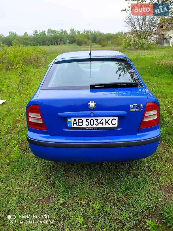 Лифтбек Skoda Octavia 2006 в Ямполе