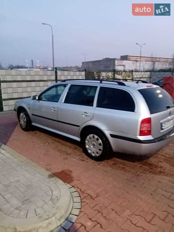 Универсал Skoda Octavia 2008 в Чернигове