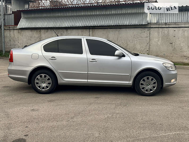 Лифтбек Skoda Octavia 2012 в Киеве