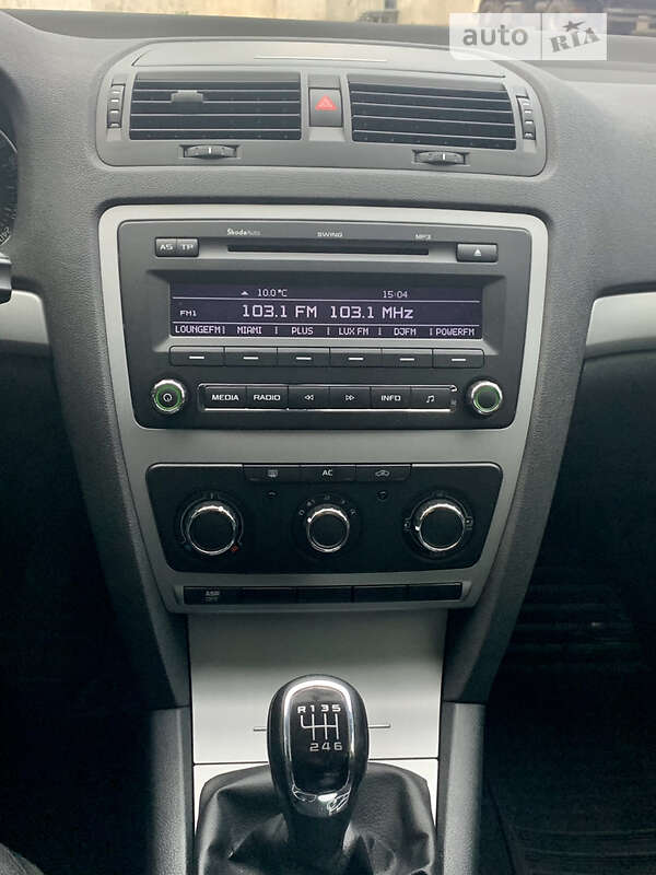 Лифтбек Skoda Octavia 2012 в Киеве