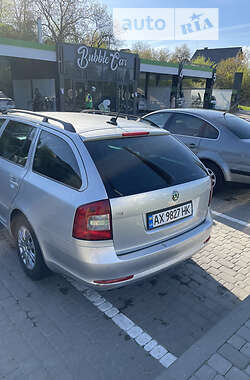 Універсал Skoda Octavia 2011 в Харкові