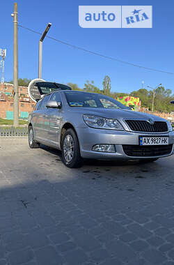 Універсал Skoda Octavia 2011 в Харкові