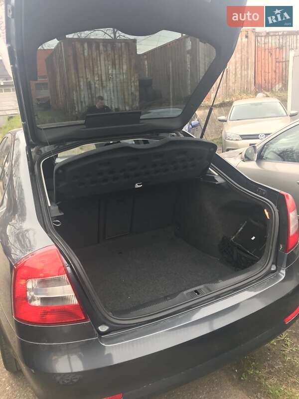 Ліфтбек Skoda Octavia 2009 в Городку